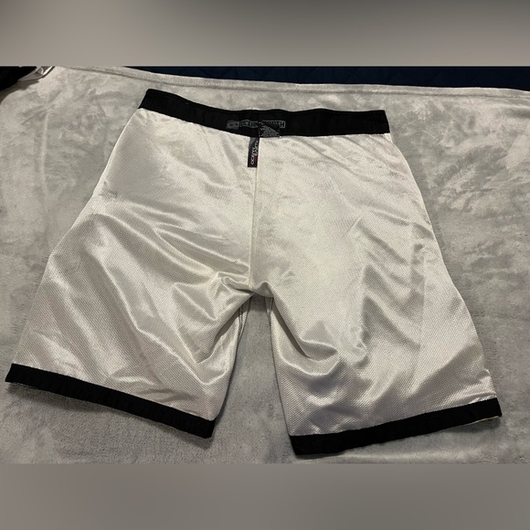 ***😀3 for $35./Men’s Ocean & Earth swim shorts. - Picture 4 of 16